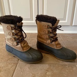 Sorel Badger Boots - Women size 8